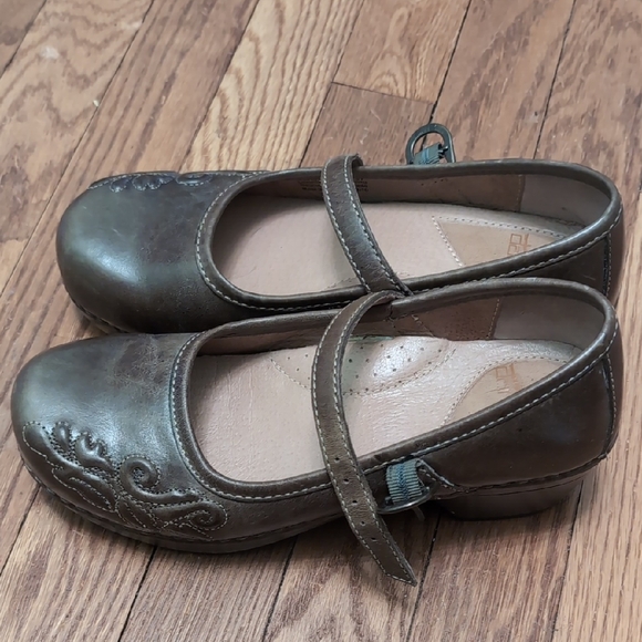 Dansko Shoes - Dansko Leather Mary Janes